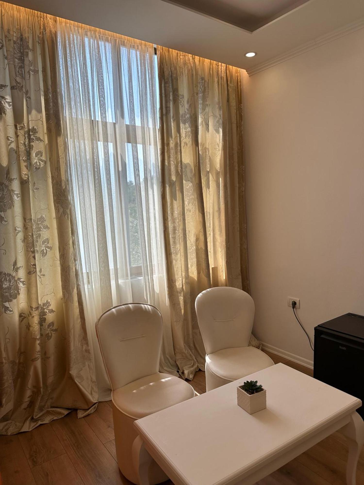 Hotel Arberia Tiranë Eksteriør bilde