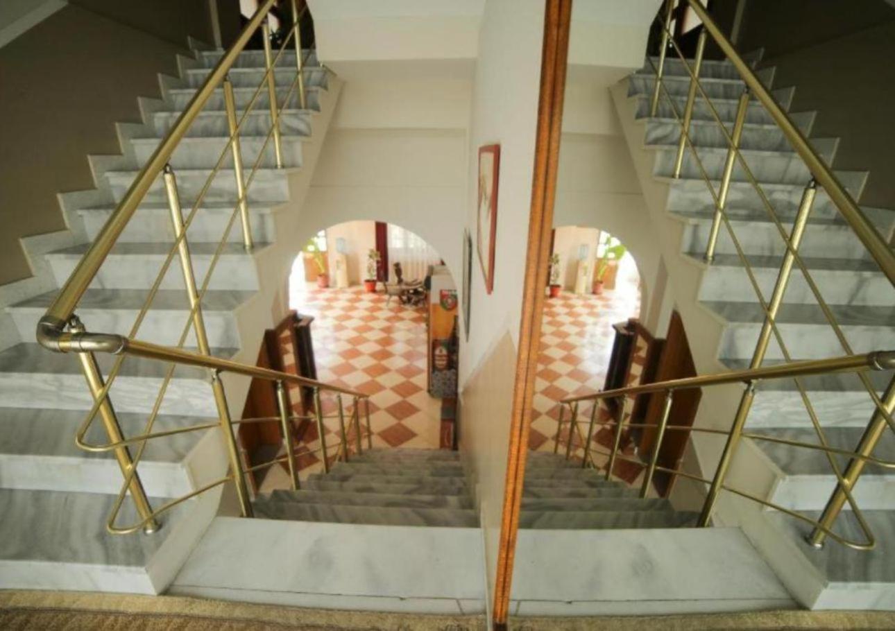 Hotel Arberia Tiranë Eksteriør bilde