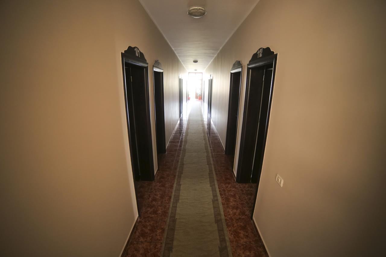 Hotel Arberia Tiranë Eksteriør bilde