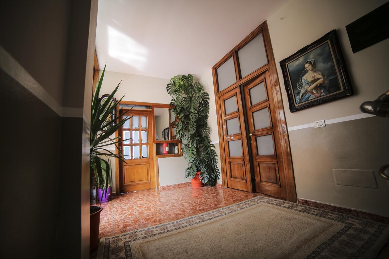 Hotel Arberia Tiranë Eksteriør bilde